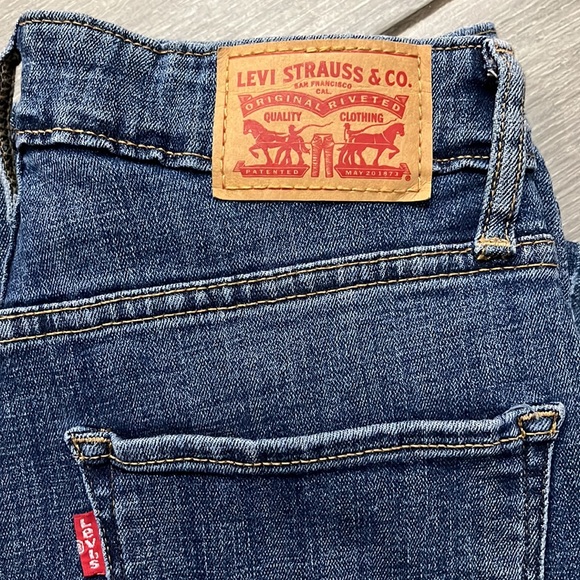 NWOT Levi’s Women’s 721 high rise skinny size 27 - Picture 4 of 10
